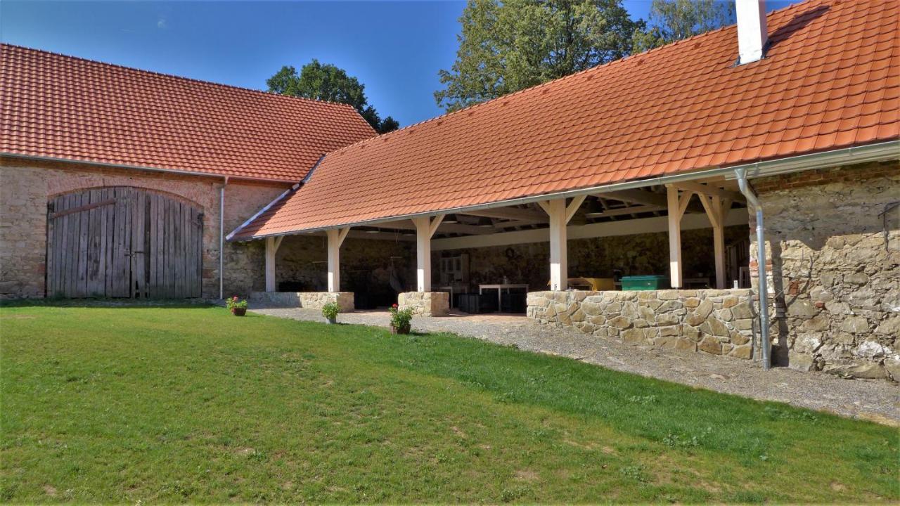 Orechovy Dvur Velke Nepodrice Exterior photo